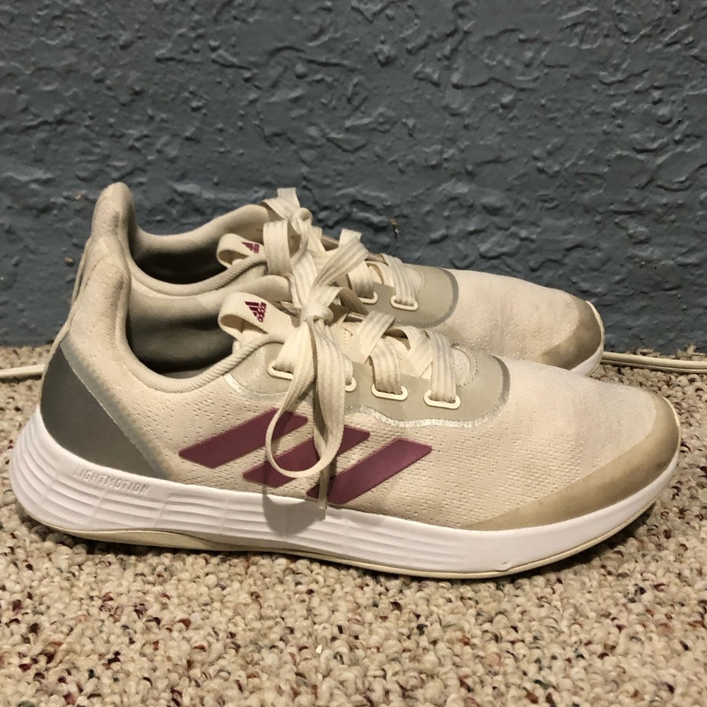 Adidas women’s size 9.5 shoes.